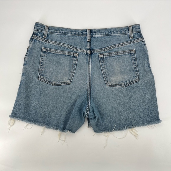 Falls Creek Authentic Relaxed Cut Off Jean Shorts Size 36 Men’s - Picture 3 of 3